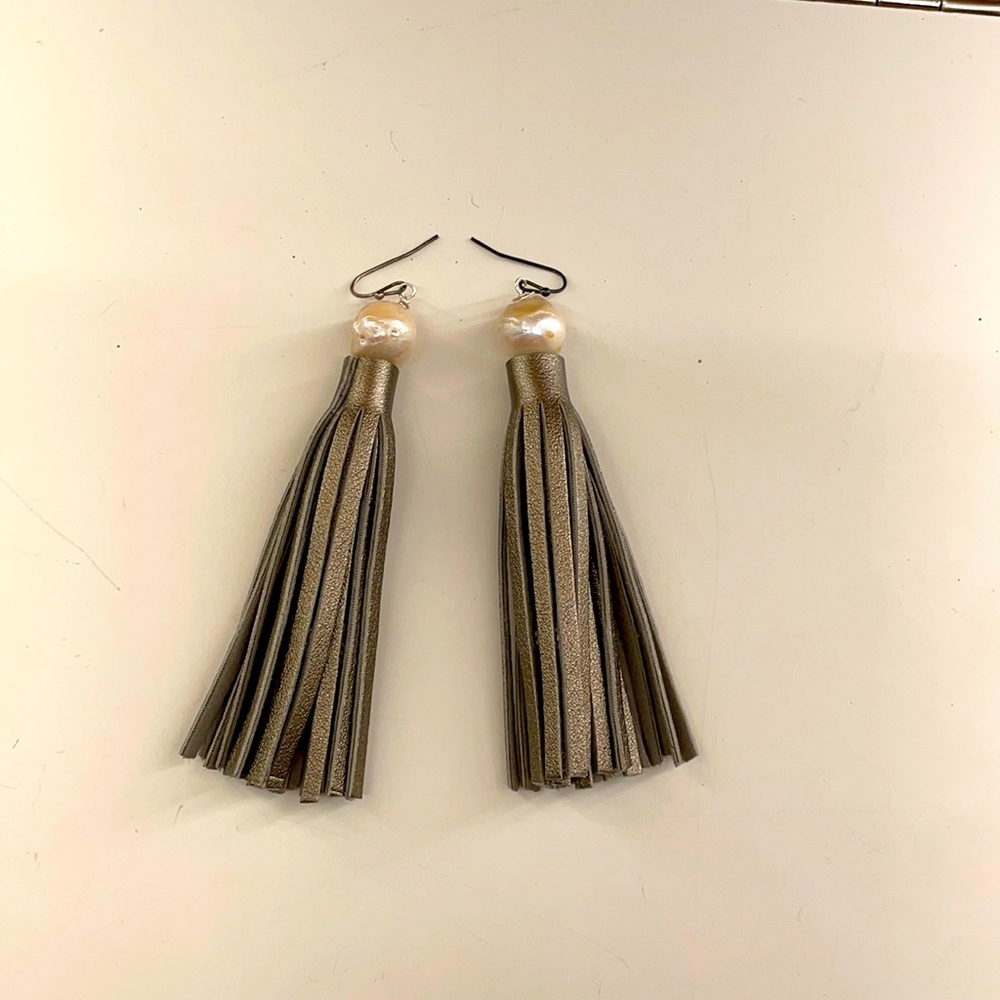 Leather earrings